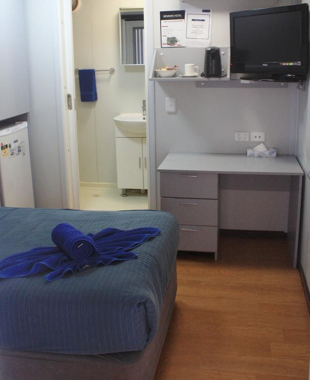 Newman Hotel Room photo